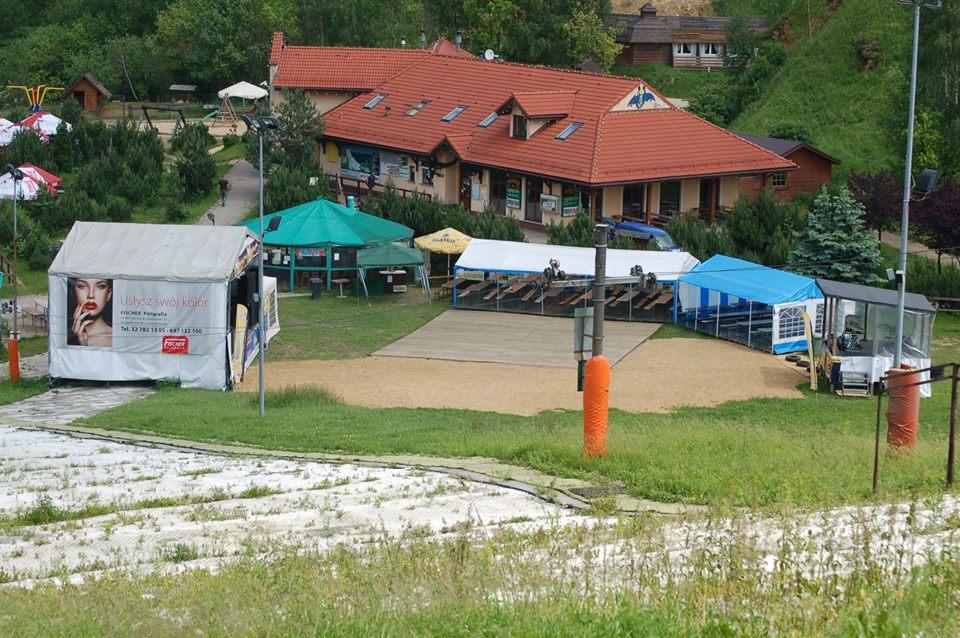 Pensjonat Cztery Pory Roku Tarnowskie Góry Buitenkant foto